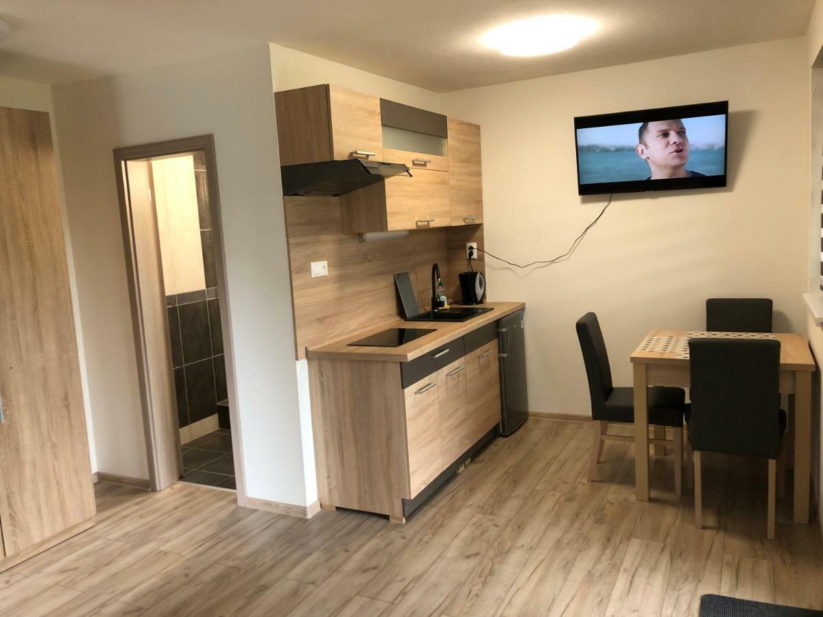 Apartmanovy Dom Magda Vrbov Exteriér fotografie
